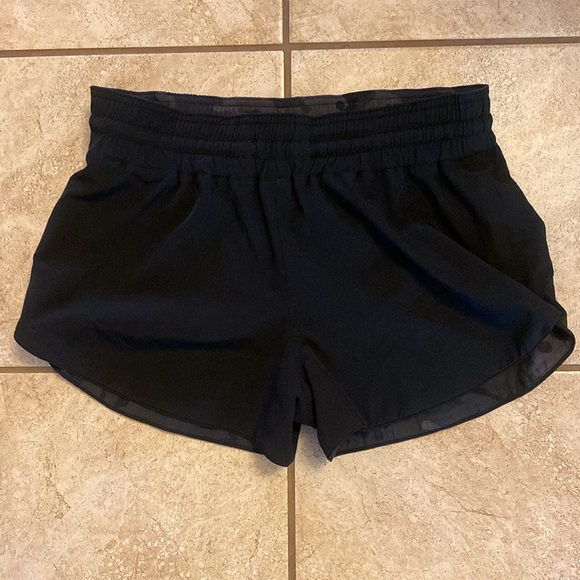 ZYIA FOREST CAMO FLIP IT SHORTS-SIZE M - Picture 6 of 8